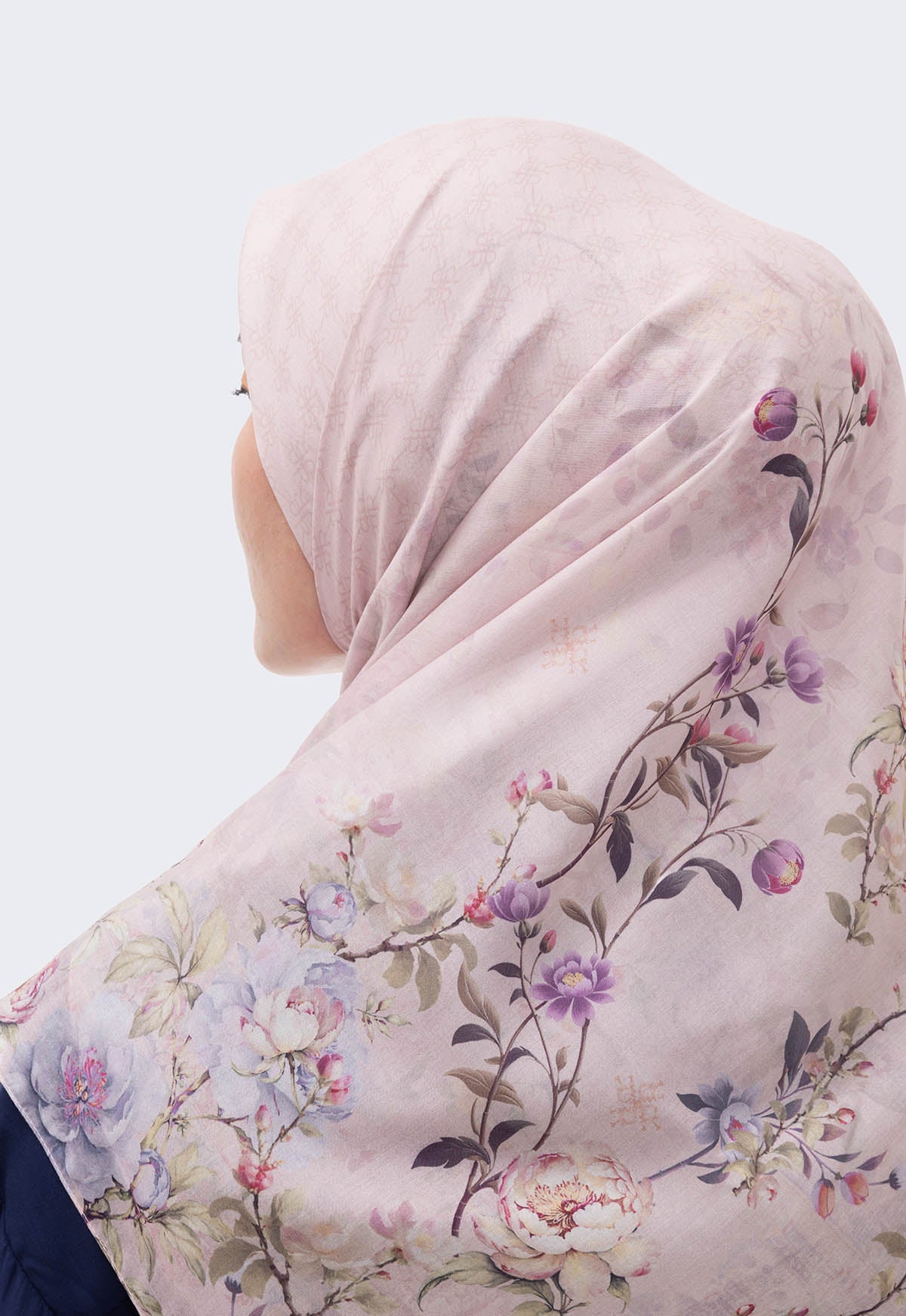 ASHVIA SCARF