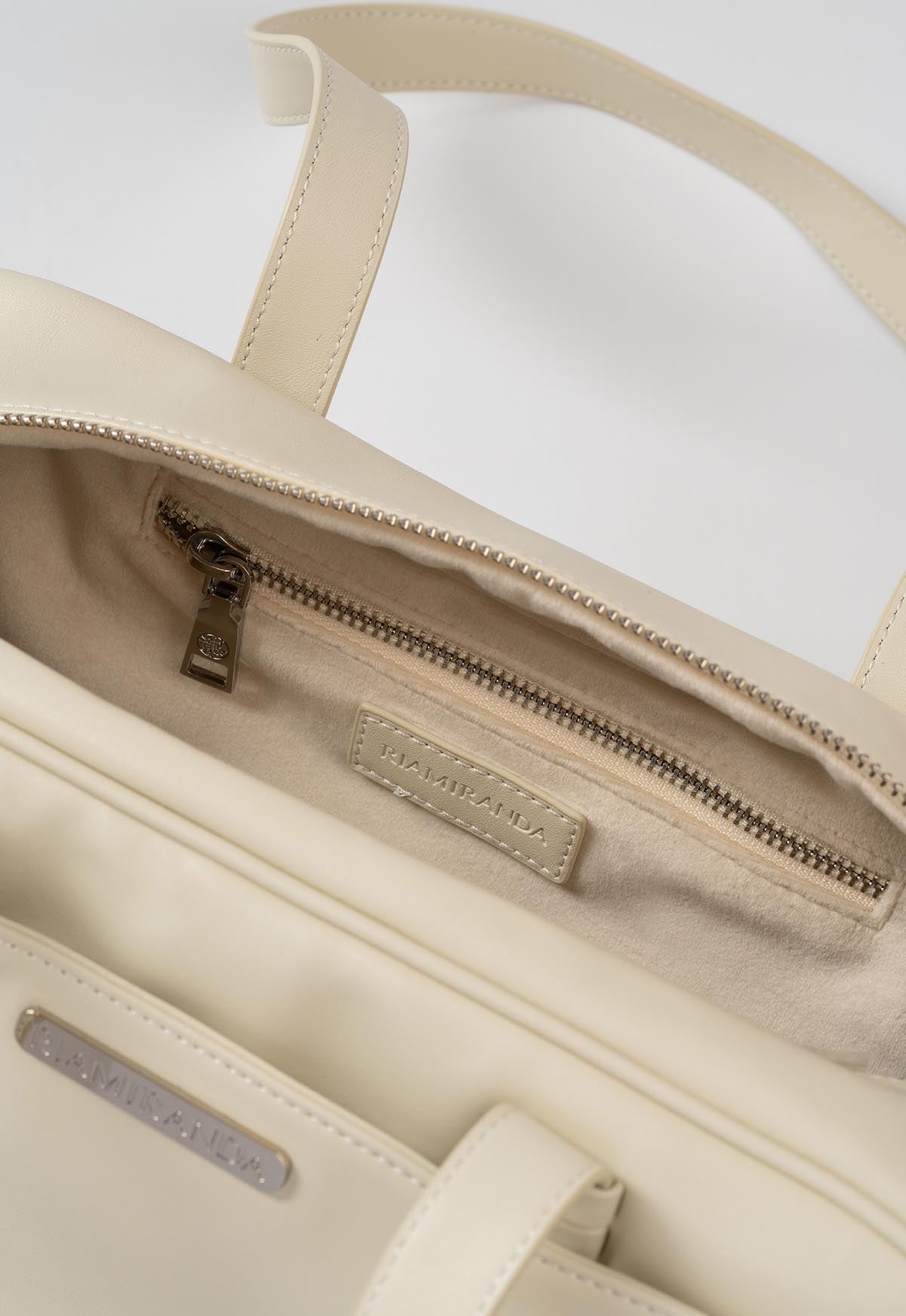KAMALA MEDIUM BAGUETTE BAG