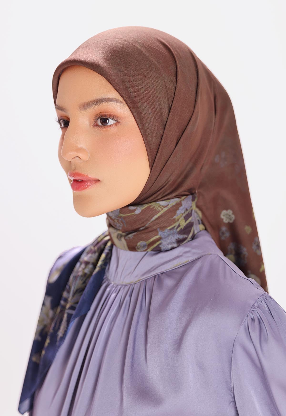 NAMIA SCARF