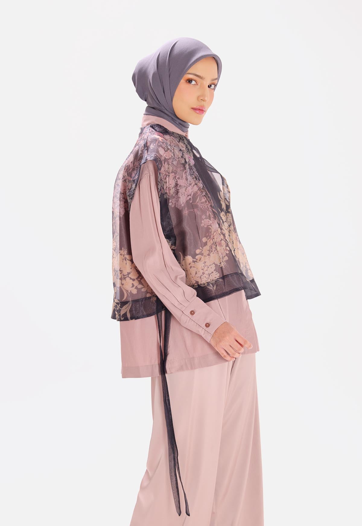 REA VEST