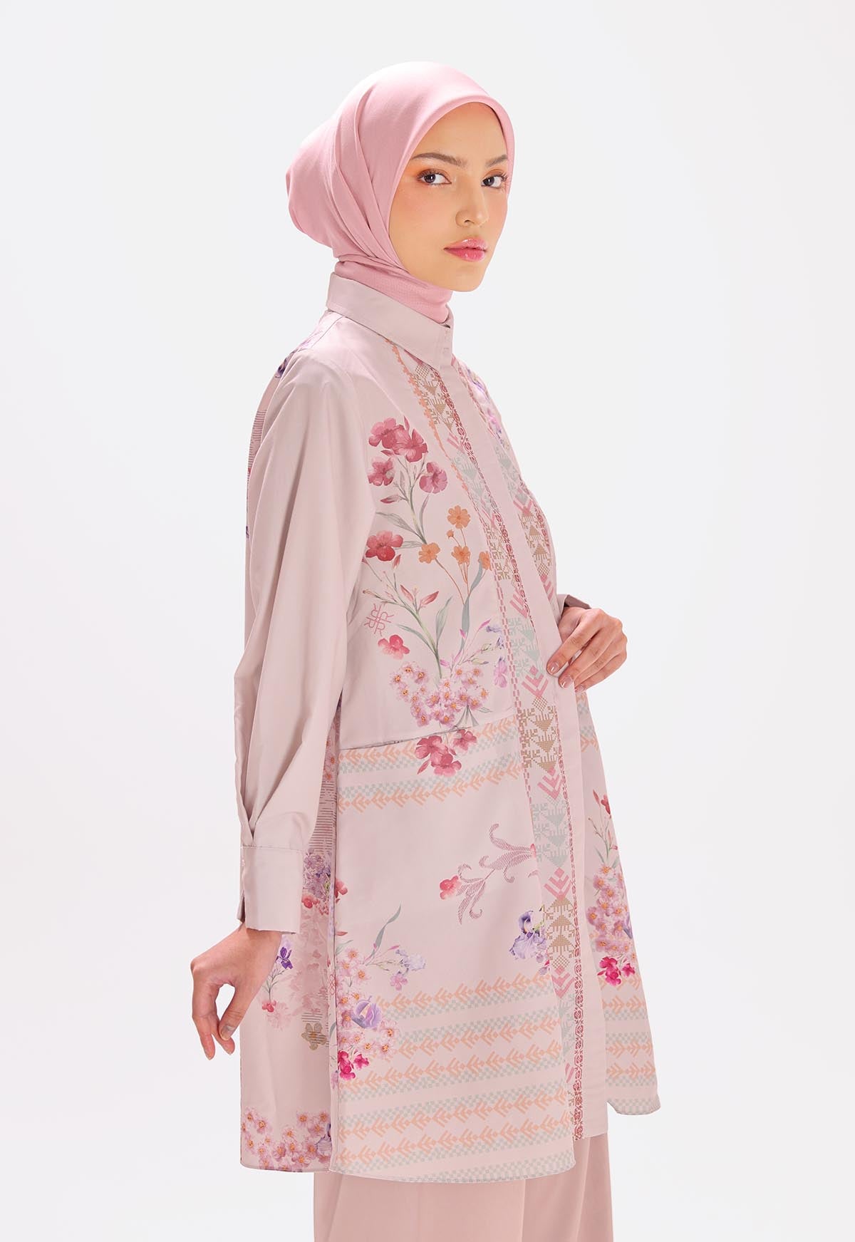 ILANA TUNIC