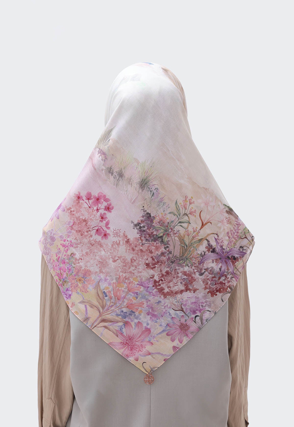 NAIRA SCARF