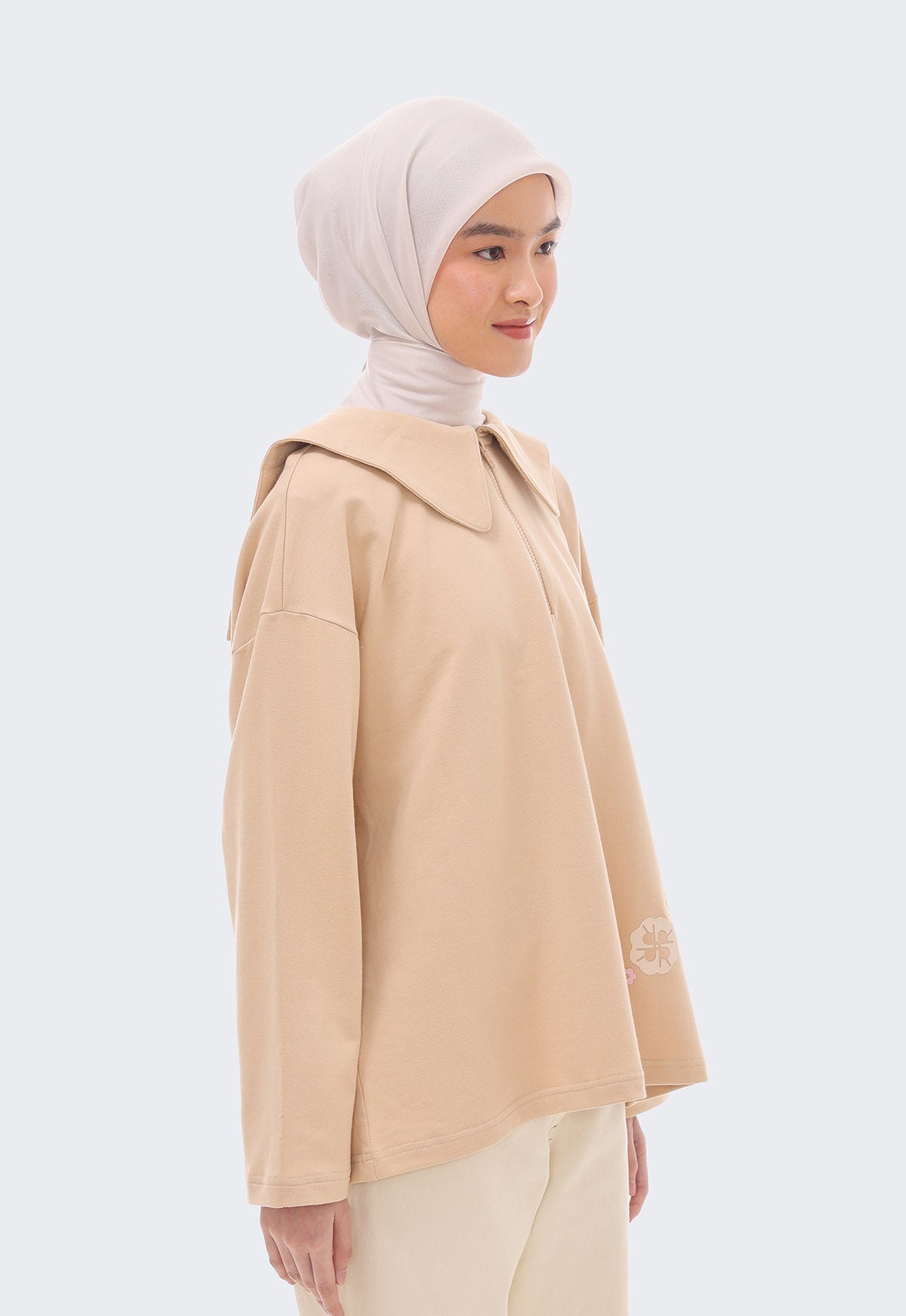 CHARMY TOP