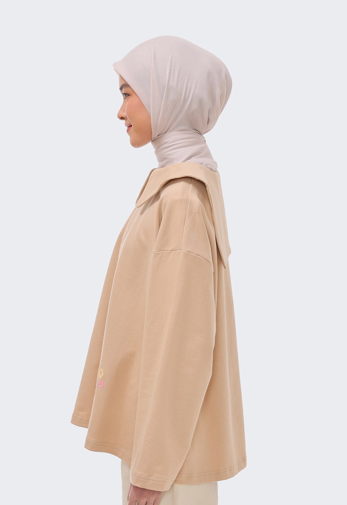 CHARMY TOP