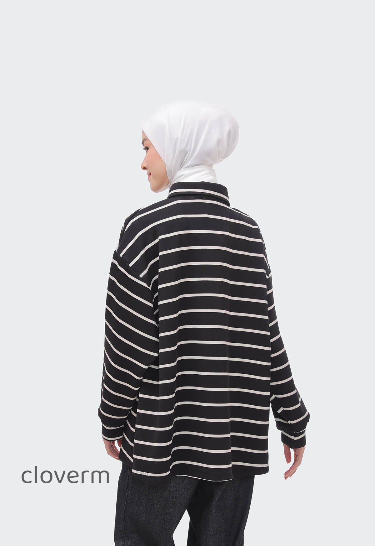 REA SWEATSHIRT