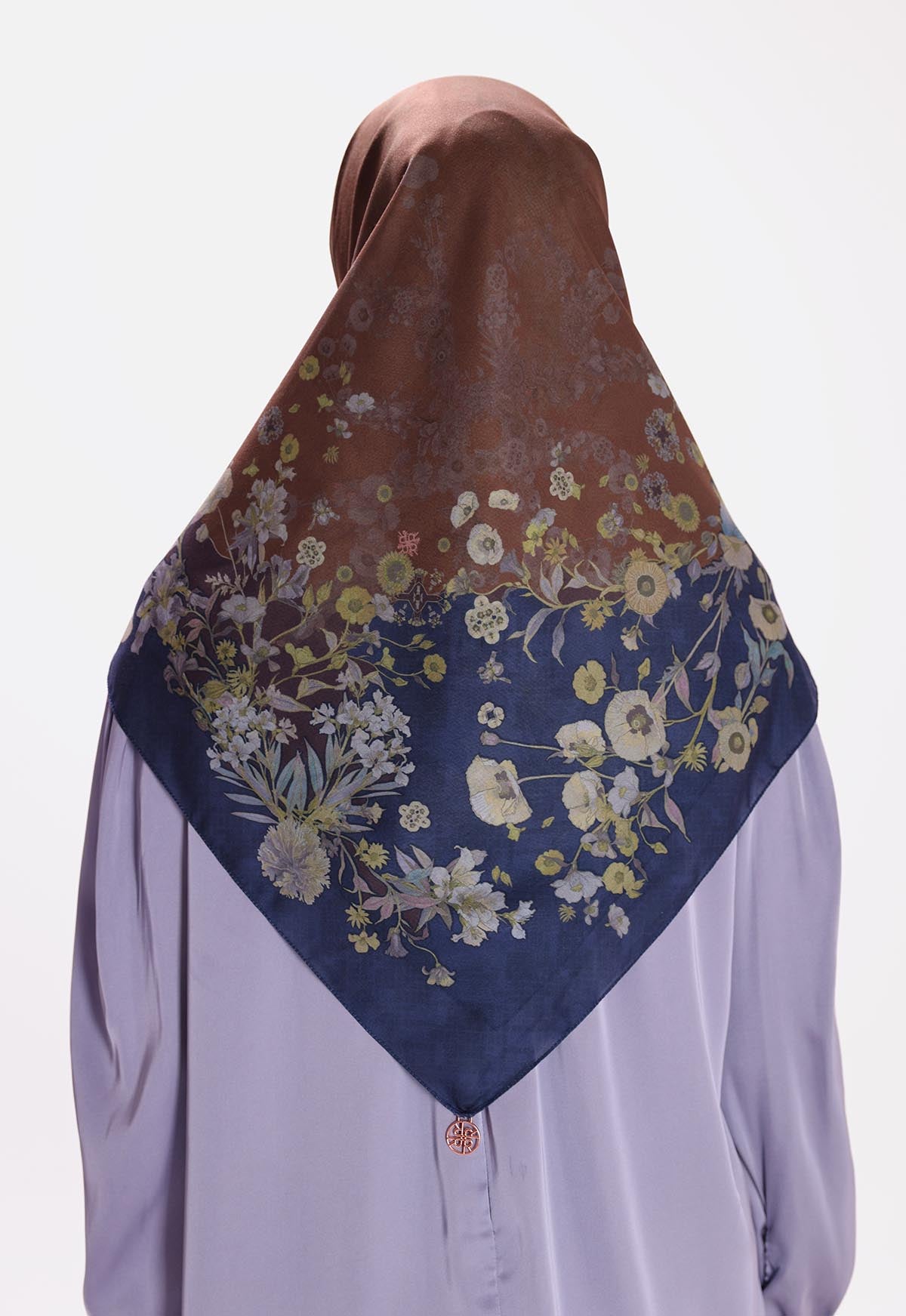 NAMIA SCARF
