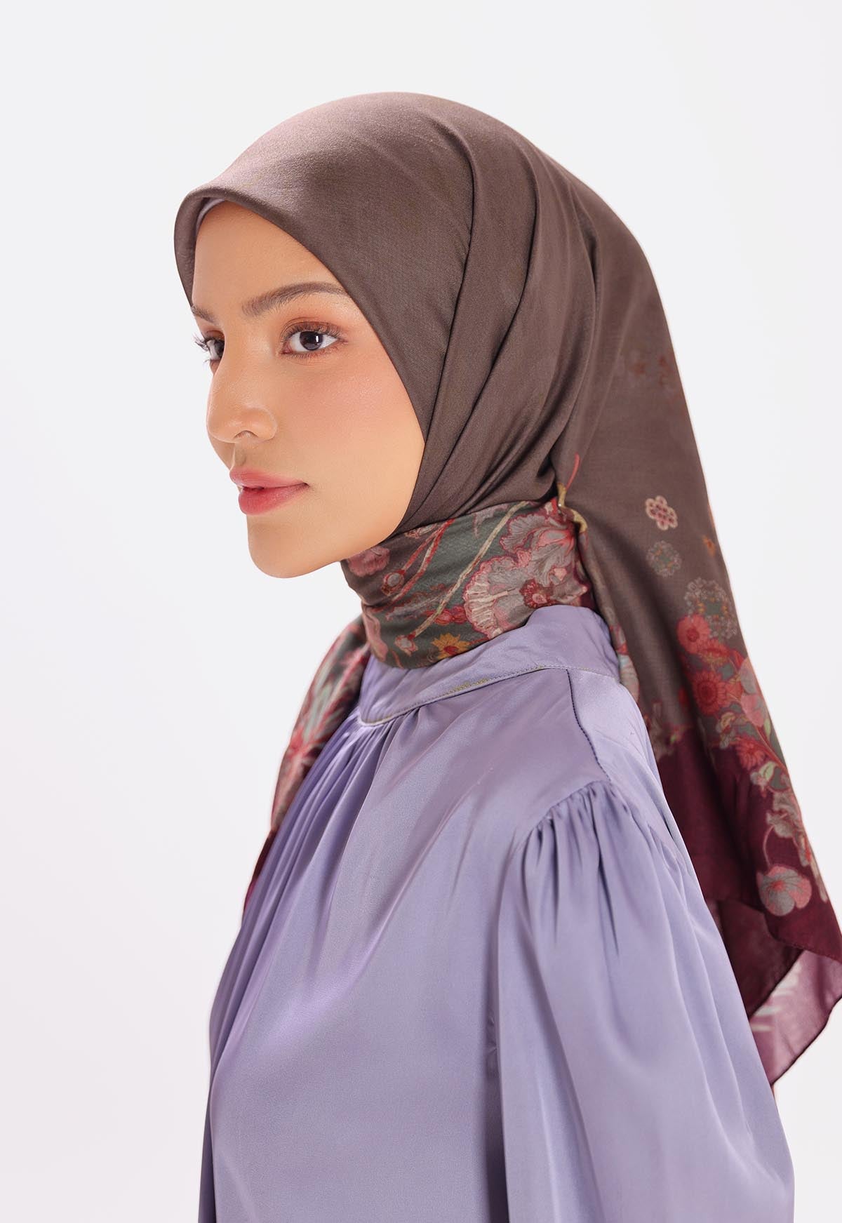 NAMIA SCARF