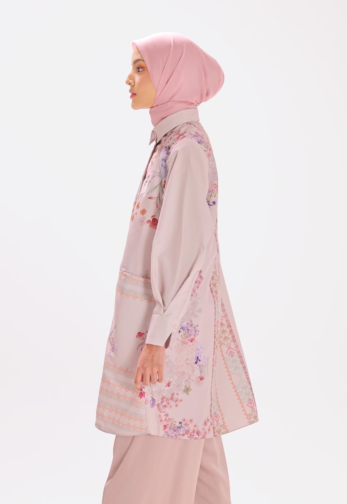 ILANA TUNIC