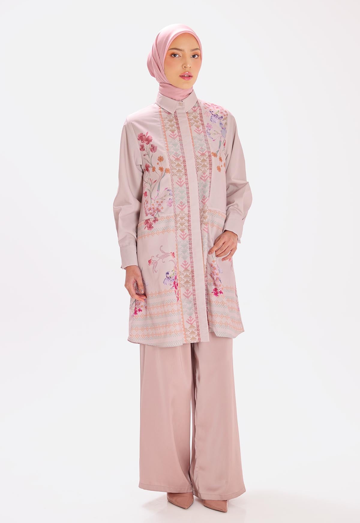 ILANA TUNIC