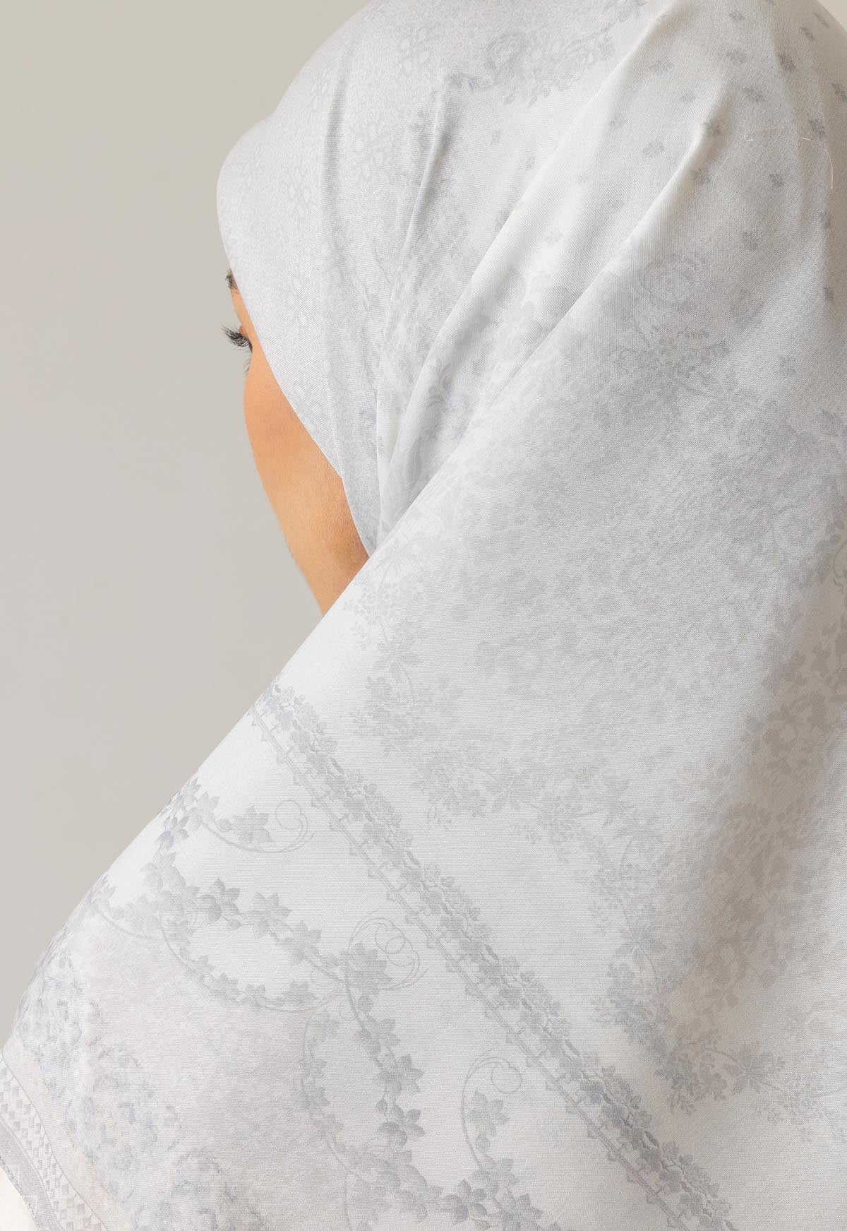 RUZI SCARF