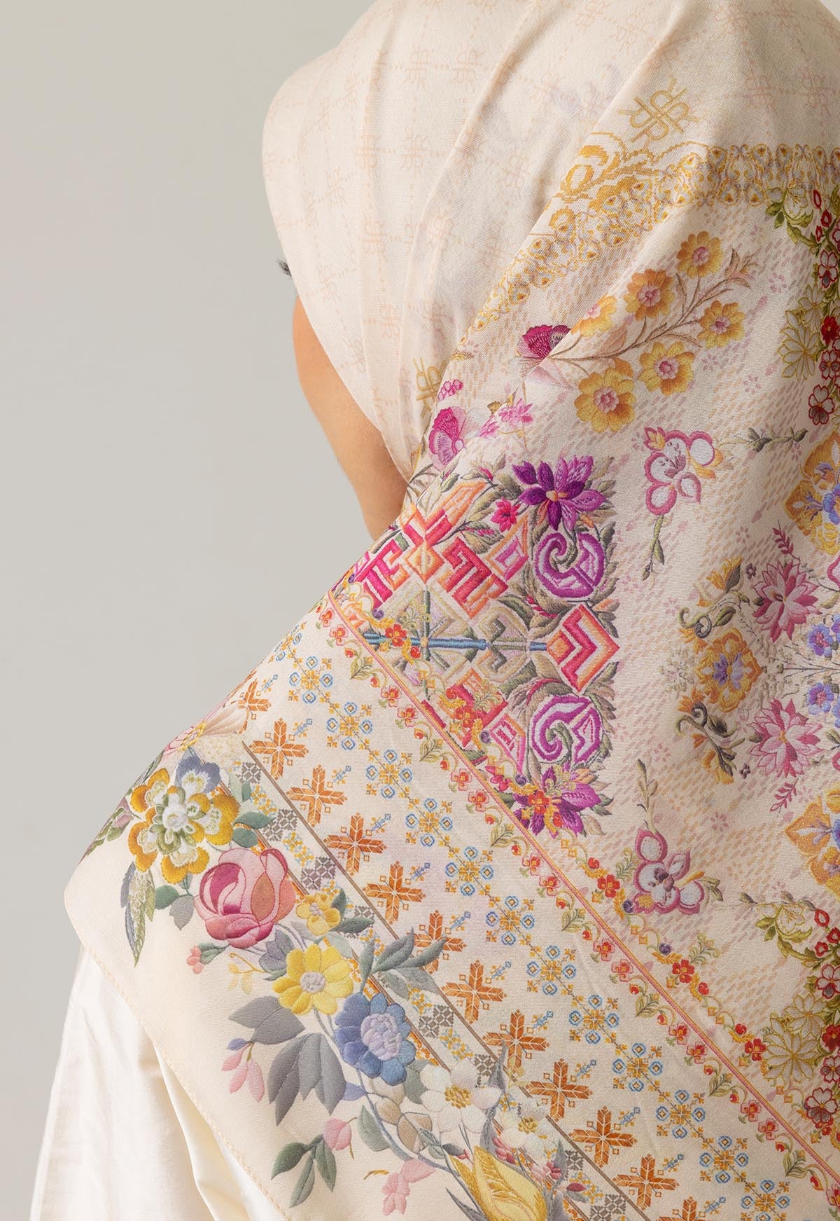 MILICA SCARF