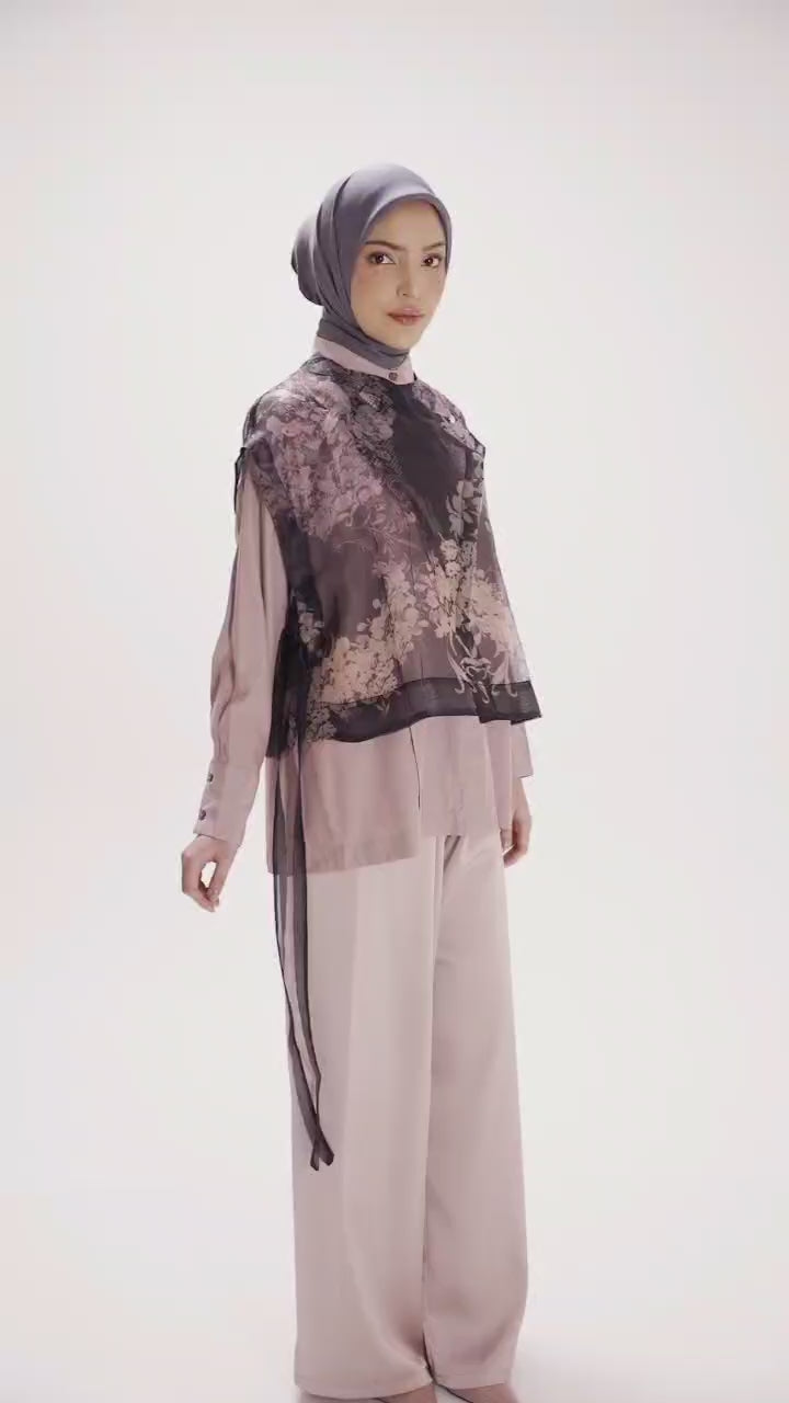 REA VEST
