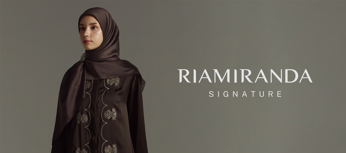 SIGNATURE ABAYA