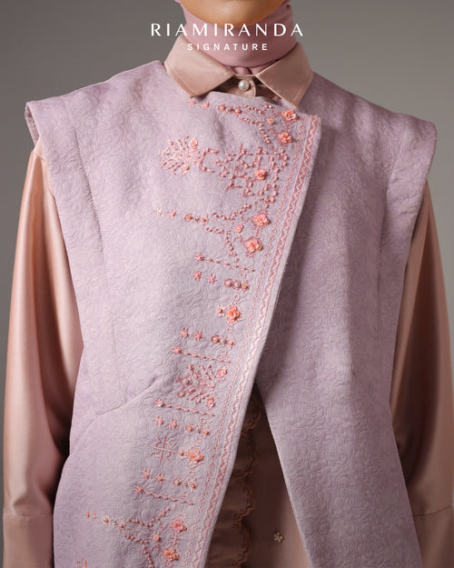 KAYE VEST