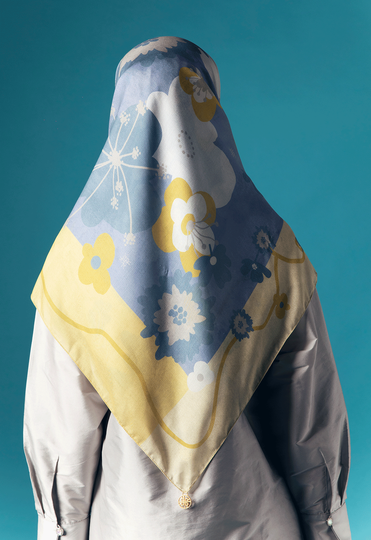 FLAVIA SCARF