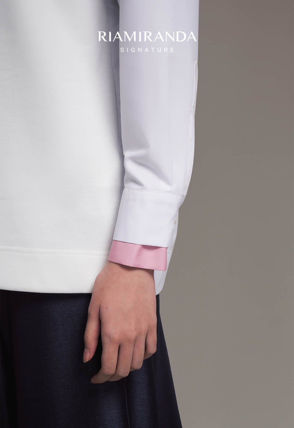 MEERA SWEATSHIRT