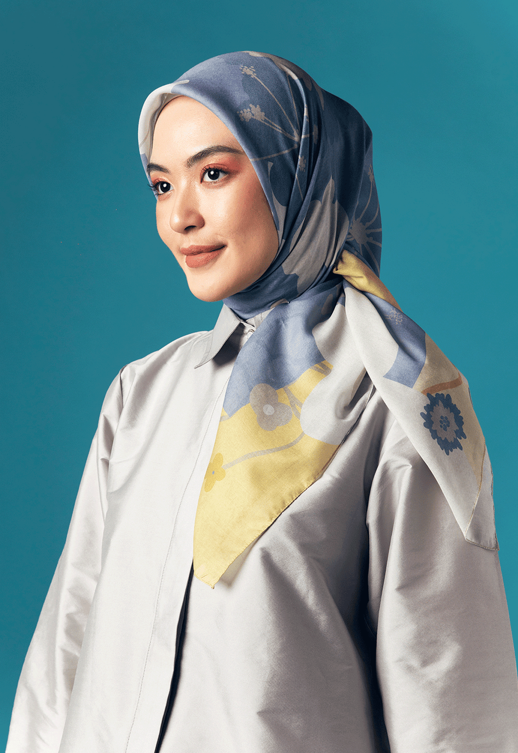 FLAVIA SCARF