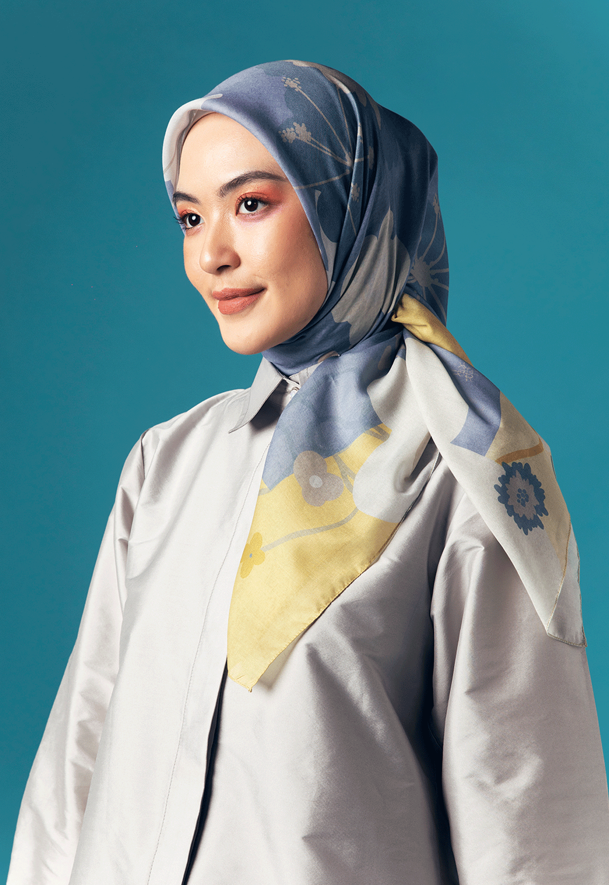 FLAVIA SCARF