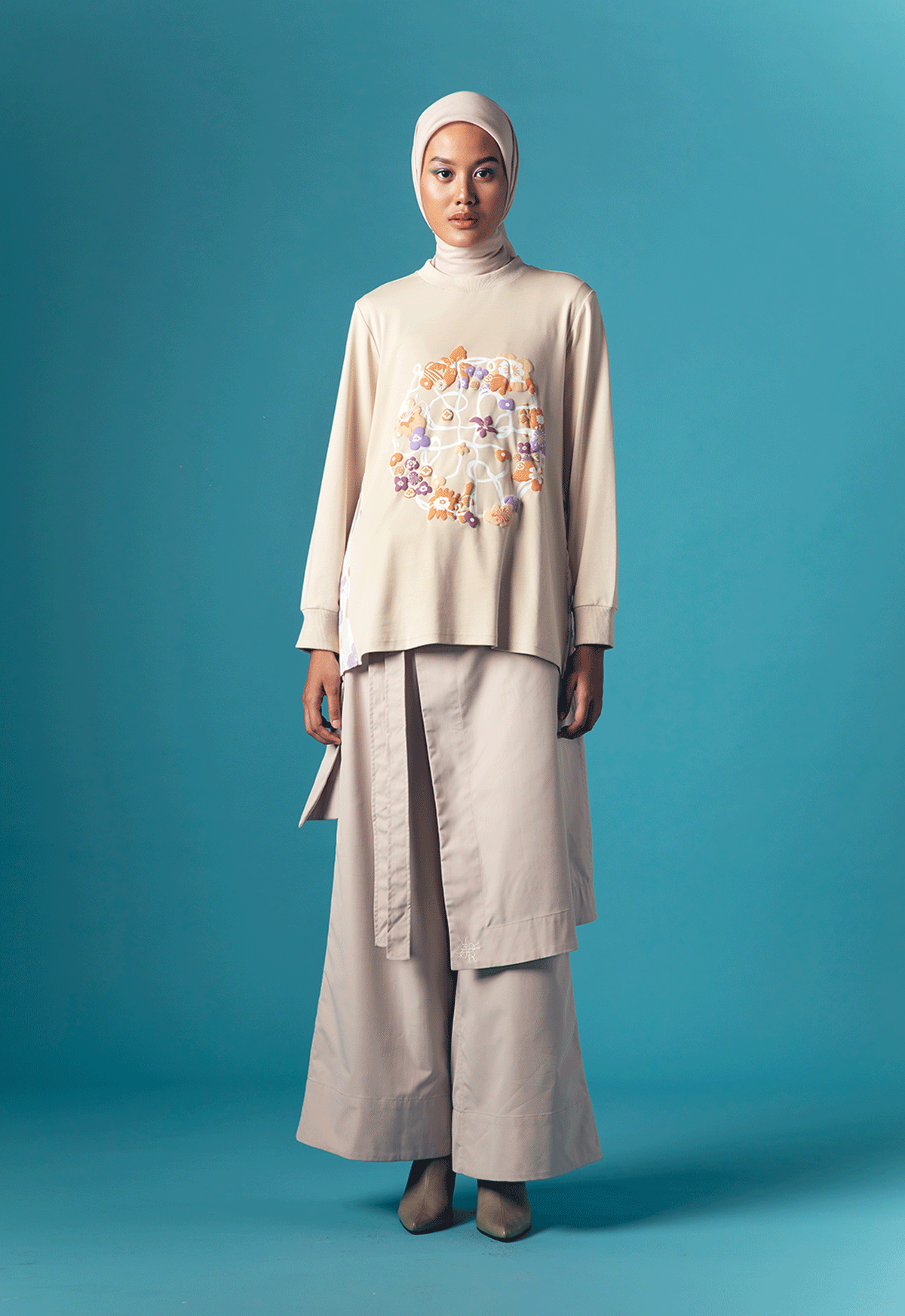 ARULA SWEATSHIRT
