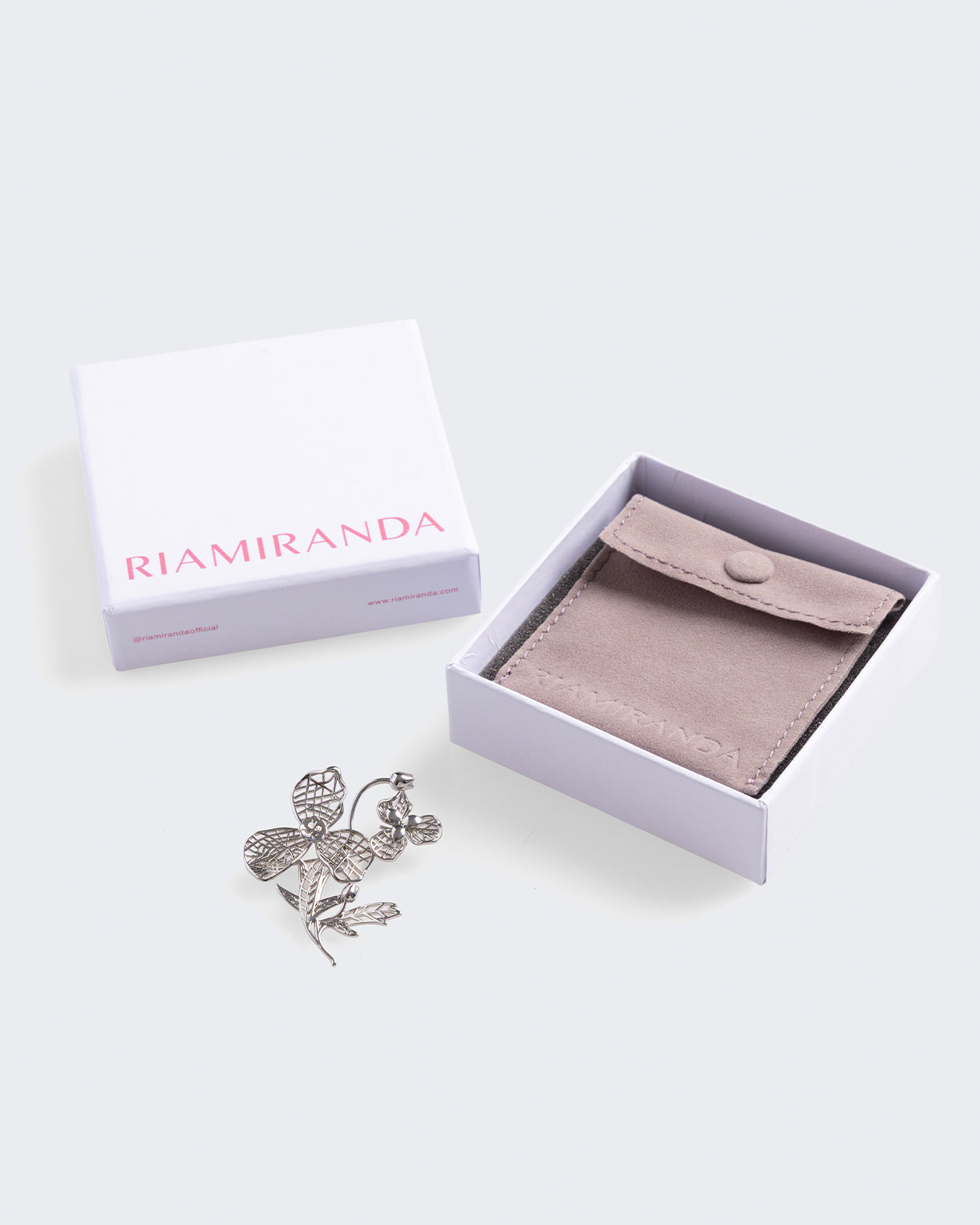 FLEUR BROOCH