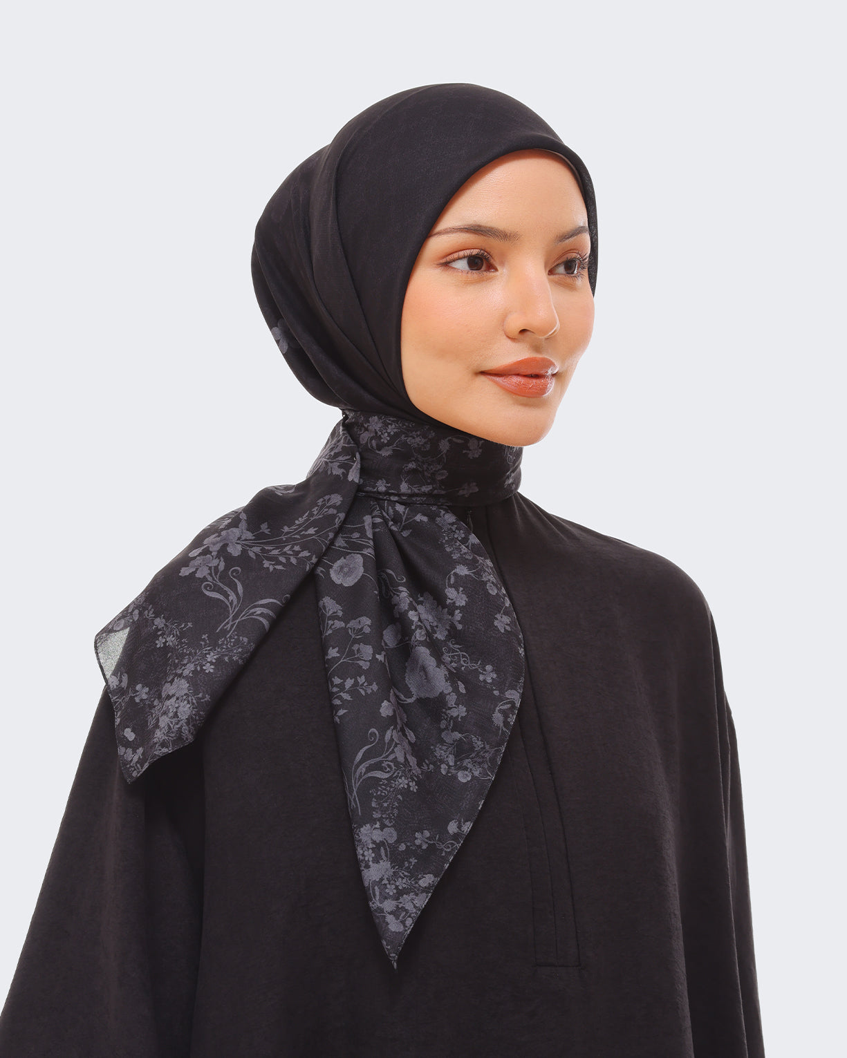 SAKHI SCARF