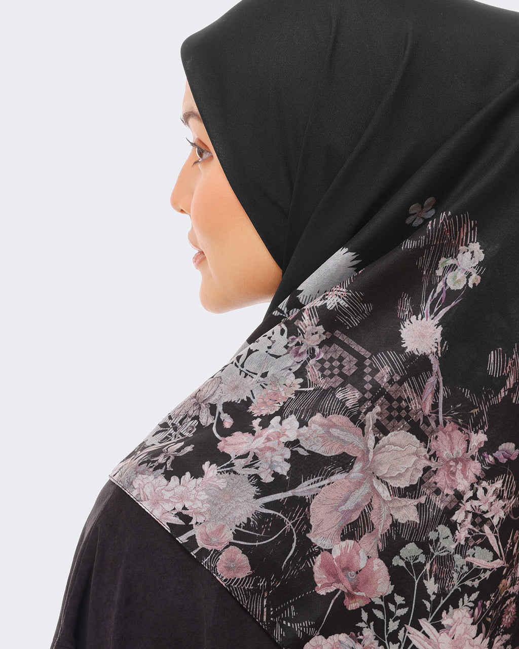 SALMA SCARF