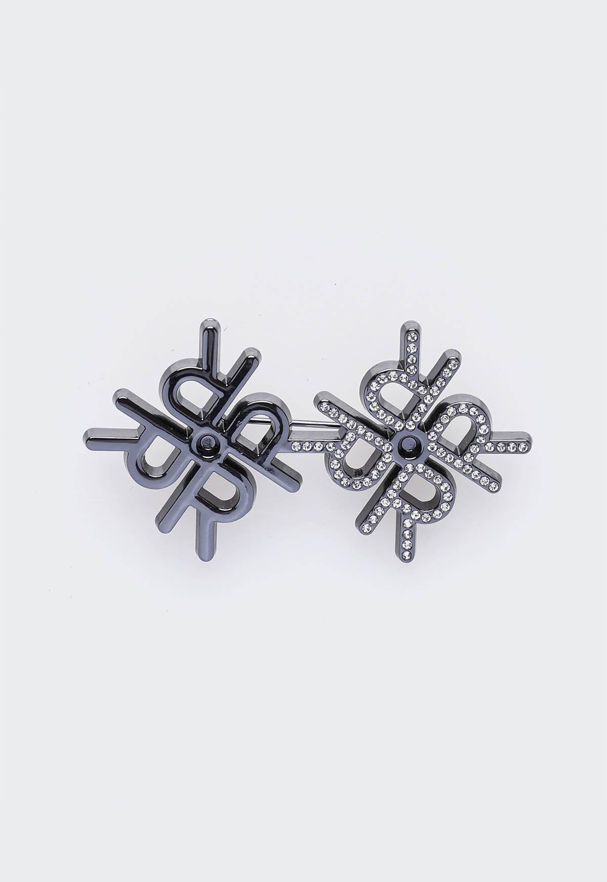 TRIS BROOCH
