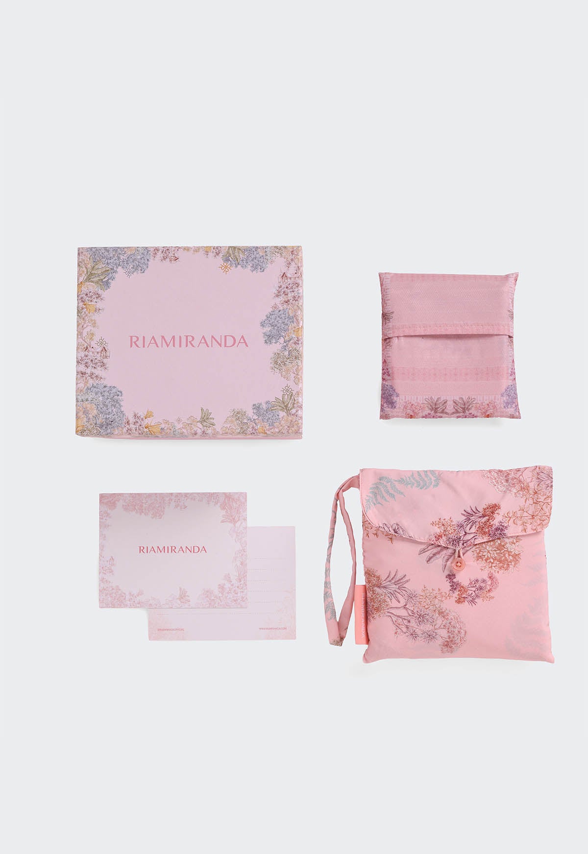 SARIA SET HAMPERS