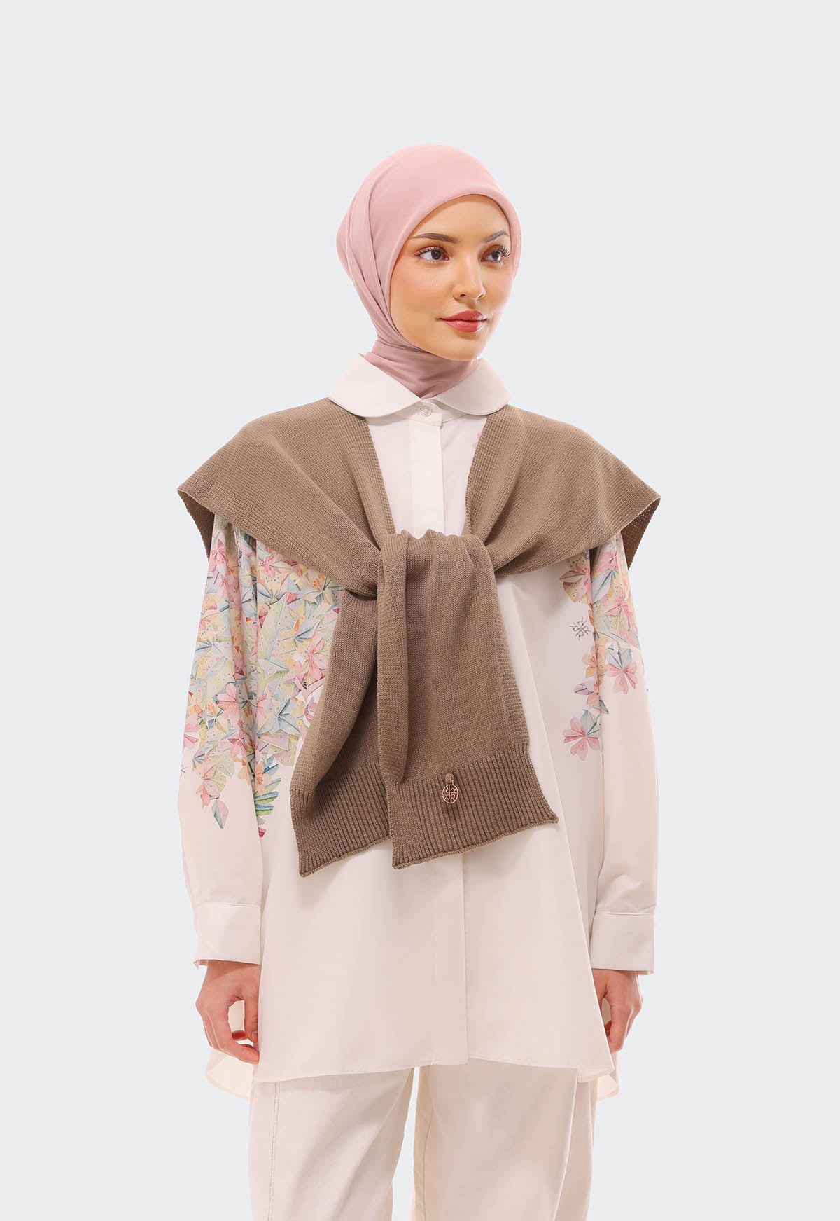 MONDA FAUX CARDI