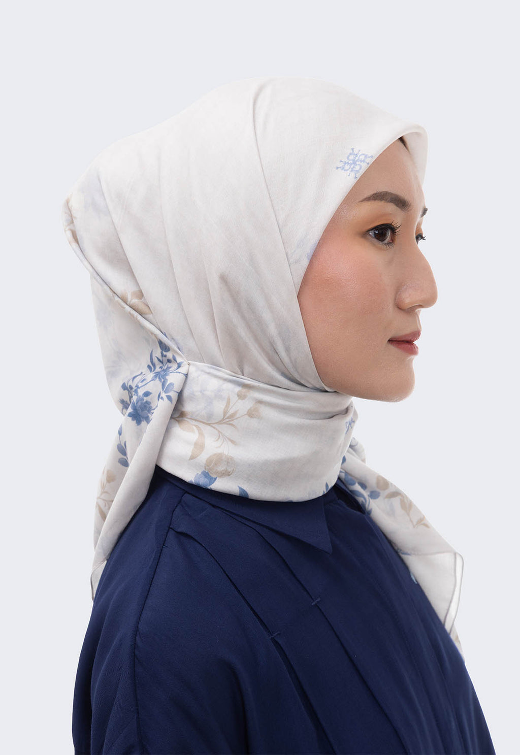 LEANOR SCARF