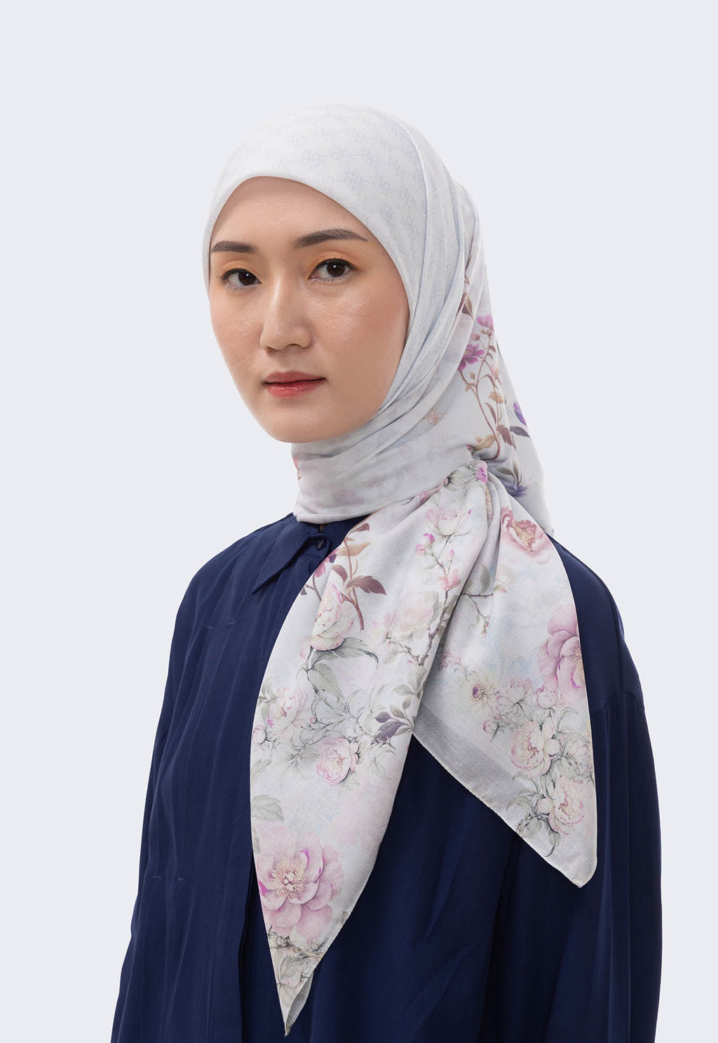 ASHVIA SCARF