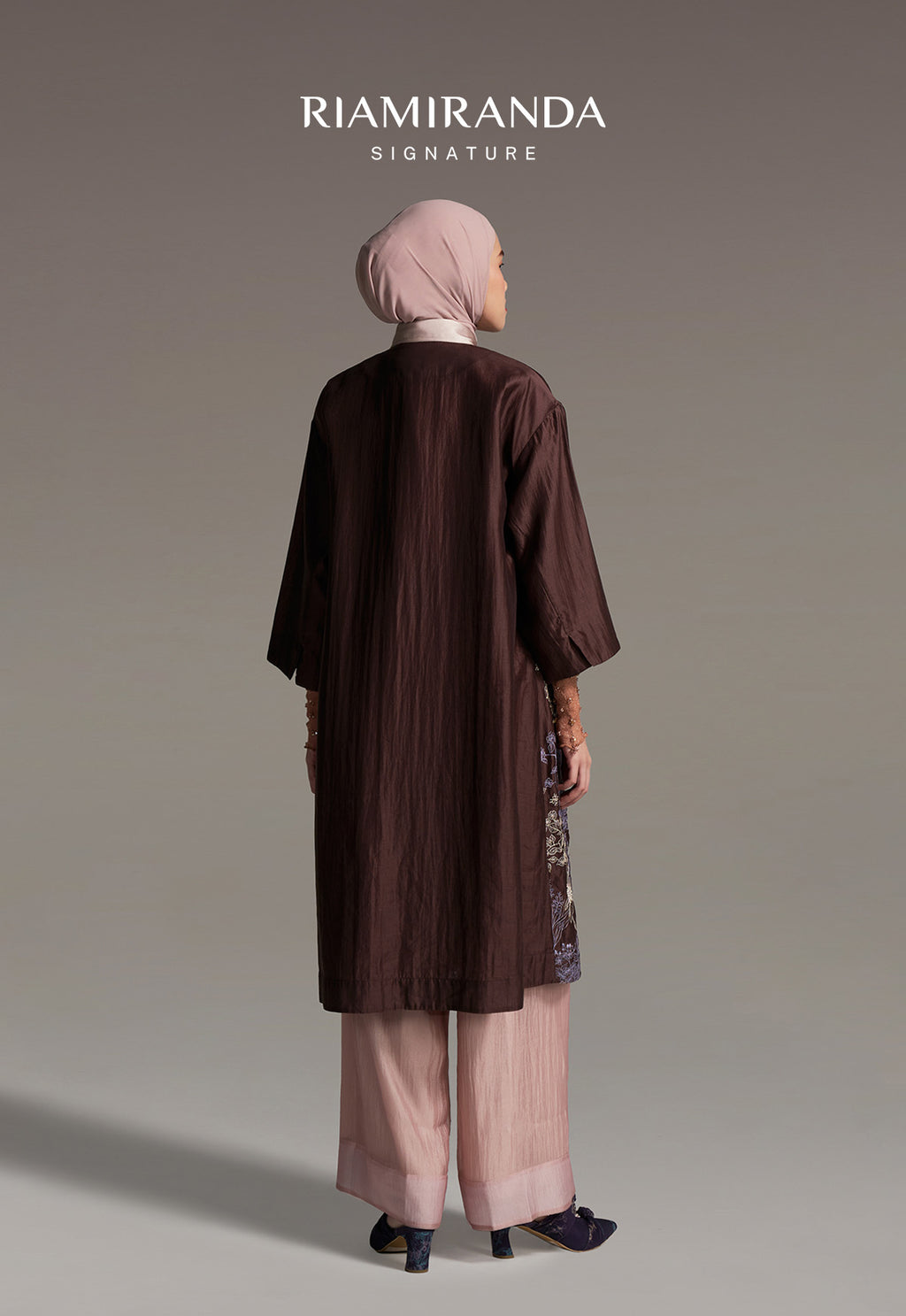 LUNEERA OUTER