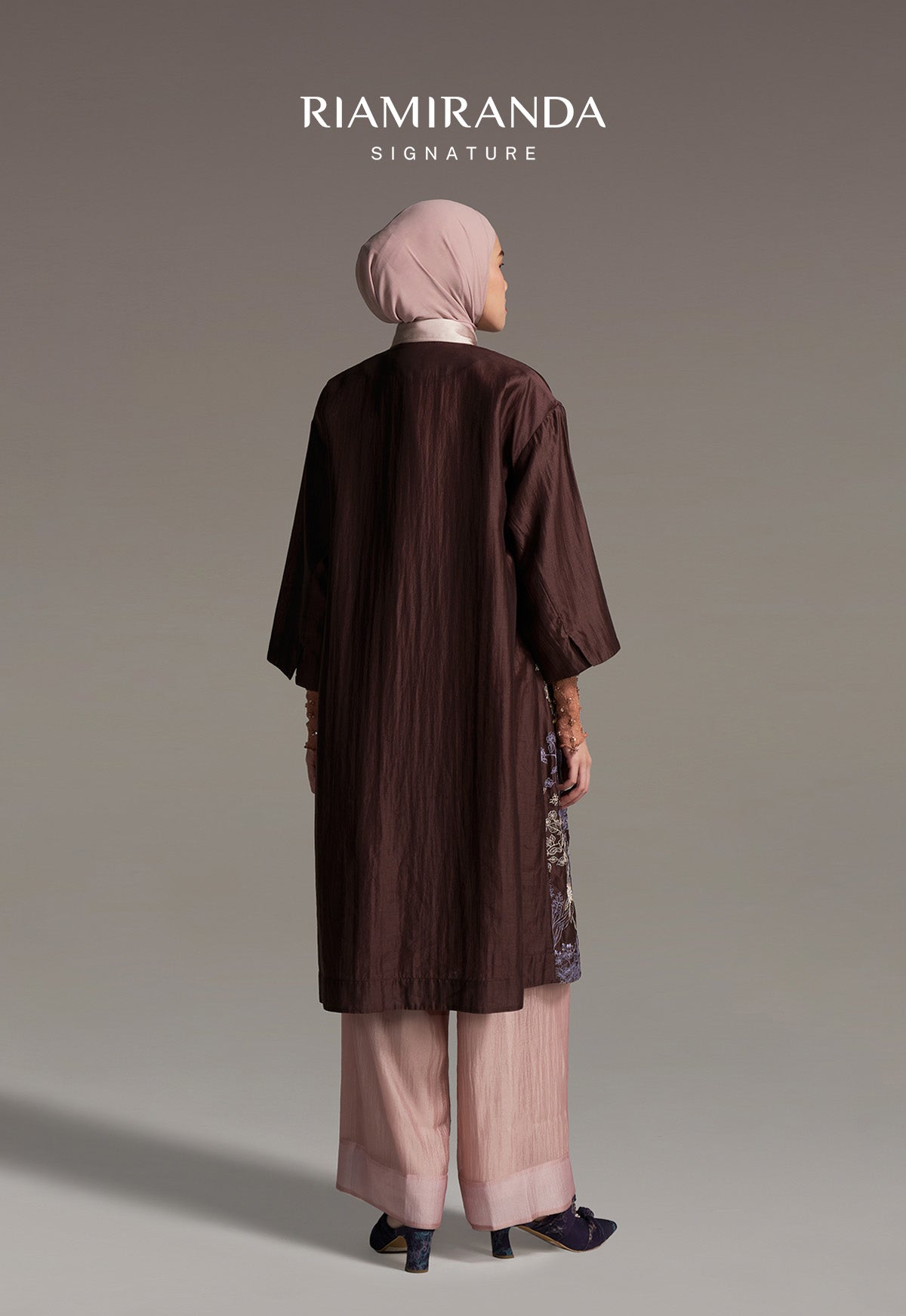 LUNEERA OUTER