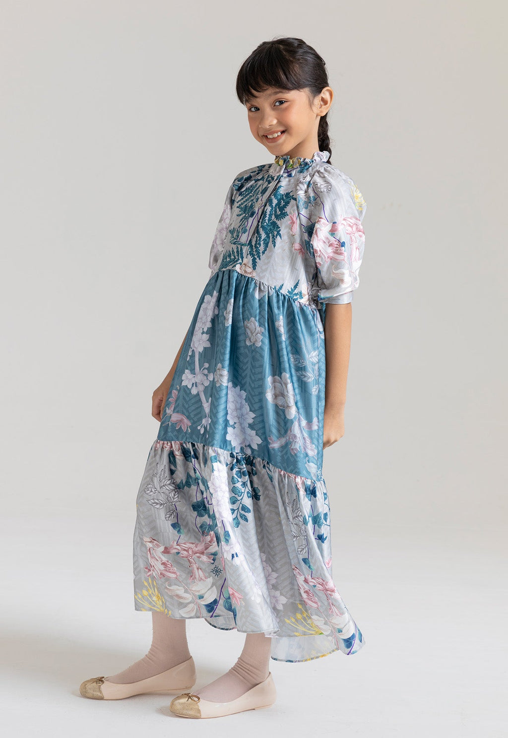 MINOR DEFECT R5 - SABARIS DRESS