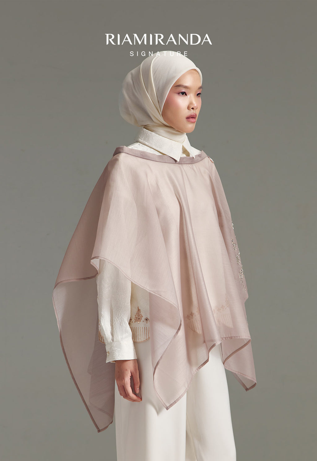 FLO CAPE EXTENDER