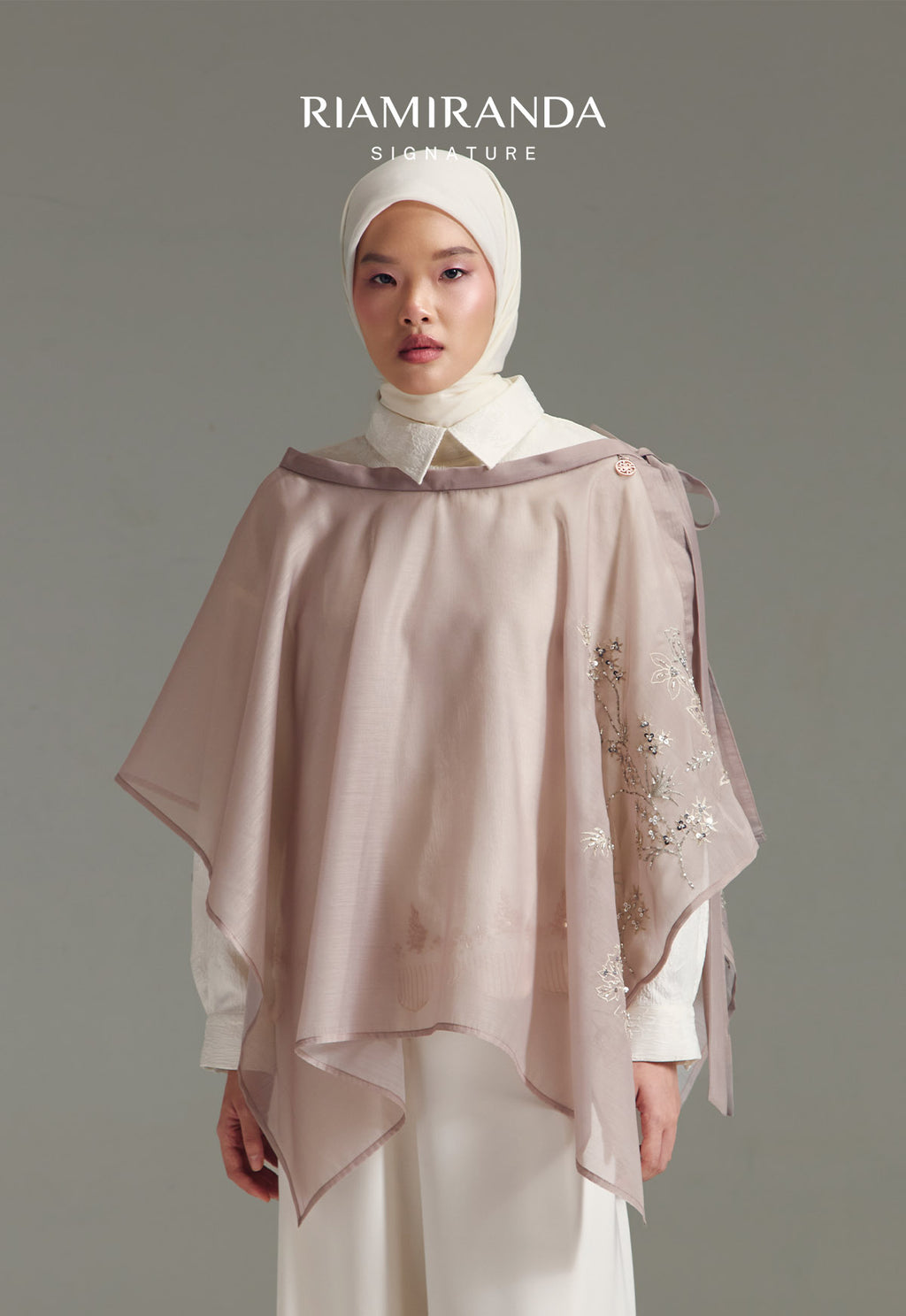 FLO CAPE EXTENDER