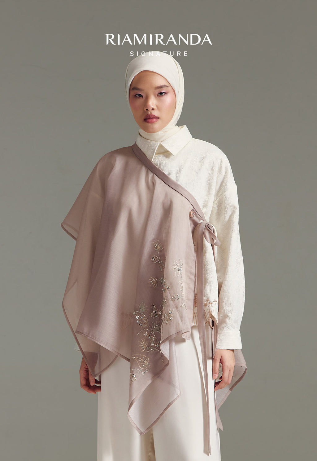 FLO CAPE EXTENDER