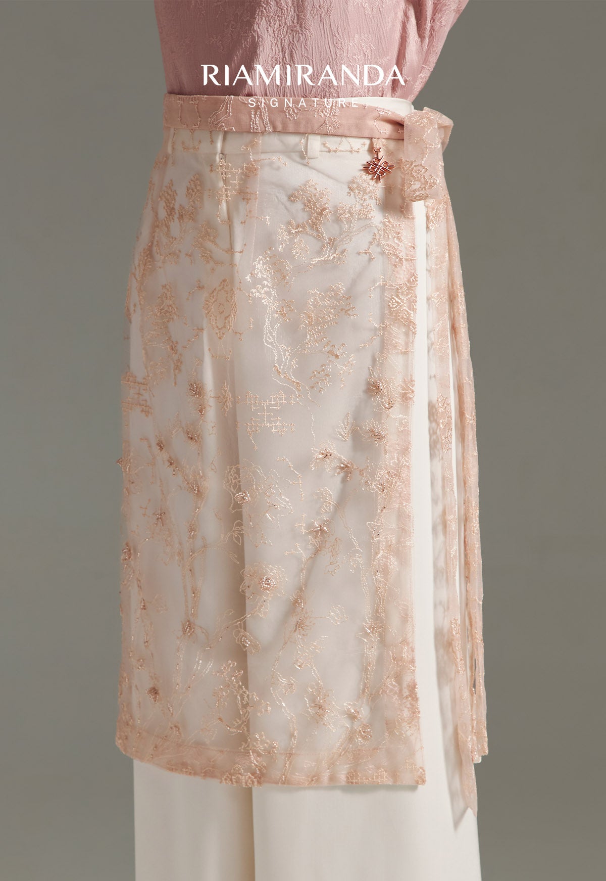 FLEUREL SHIRT EXTENDER