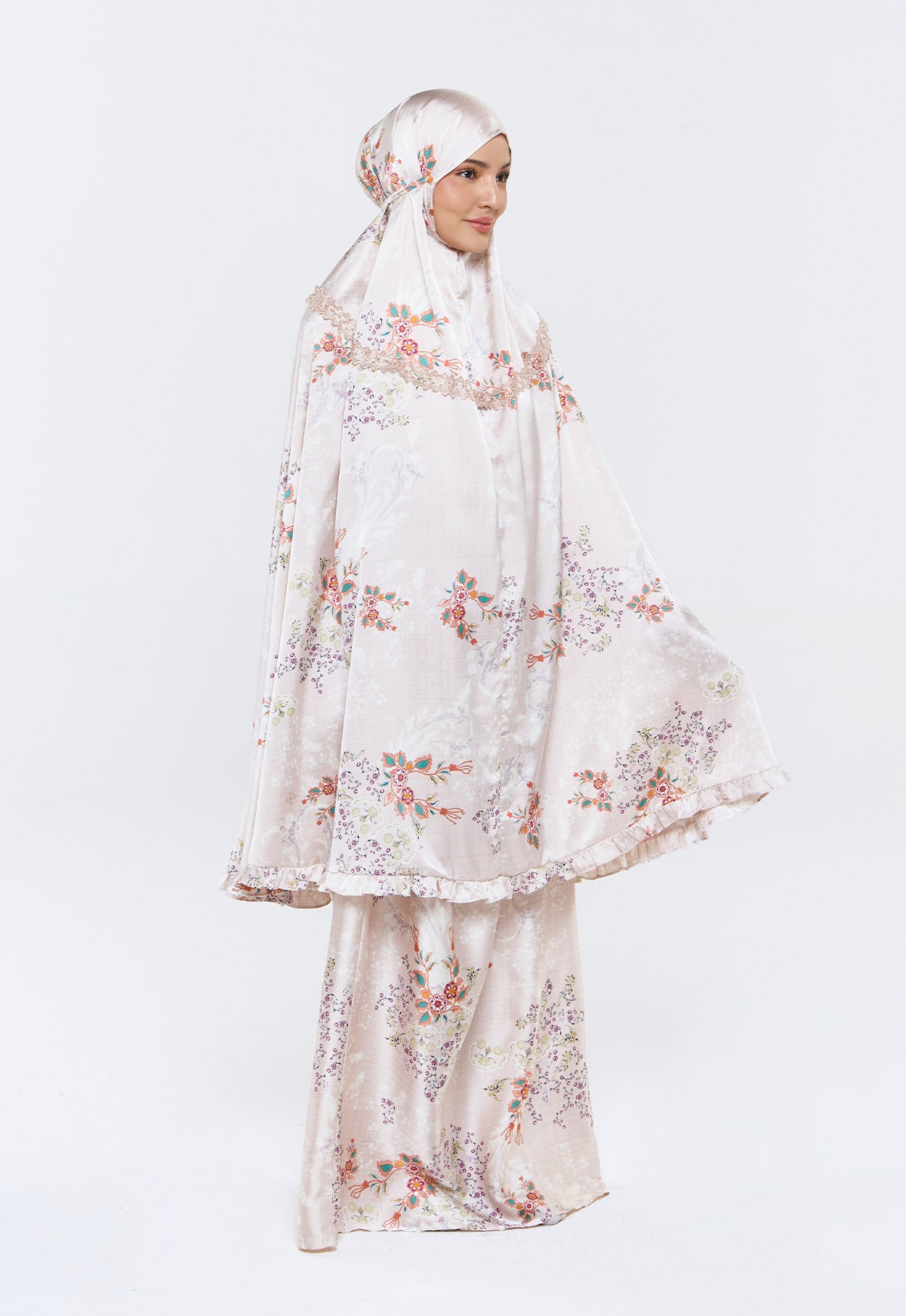 QAISHA MUKENA