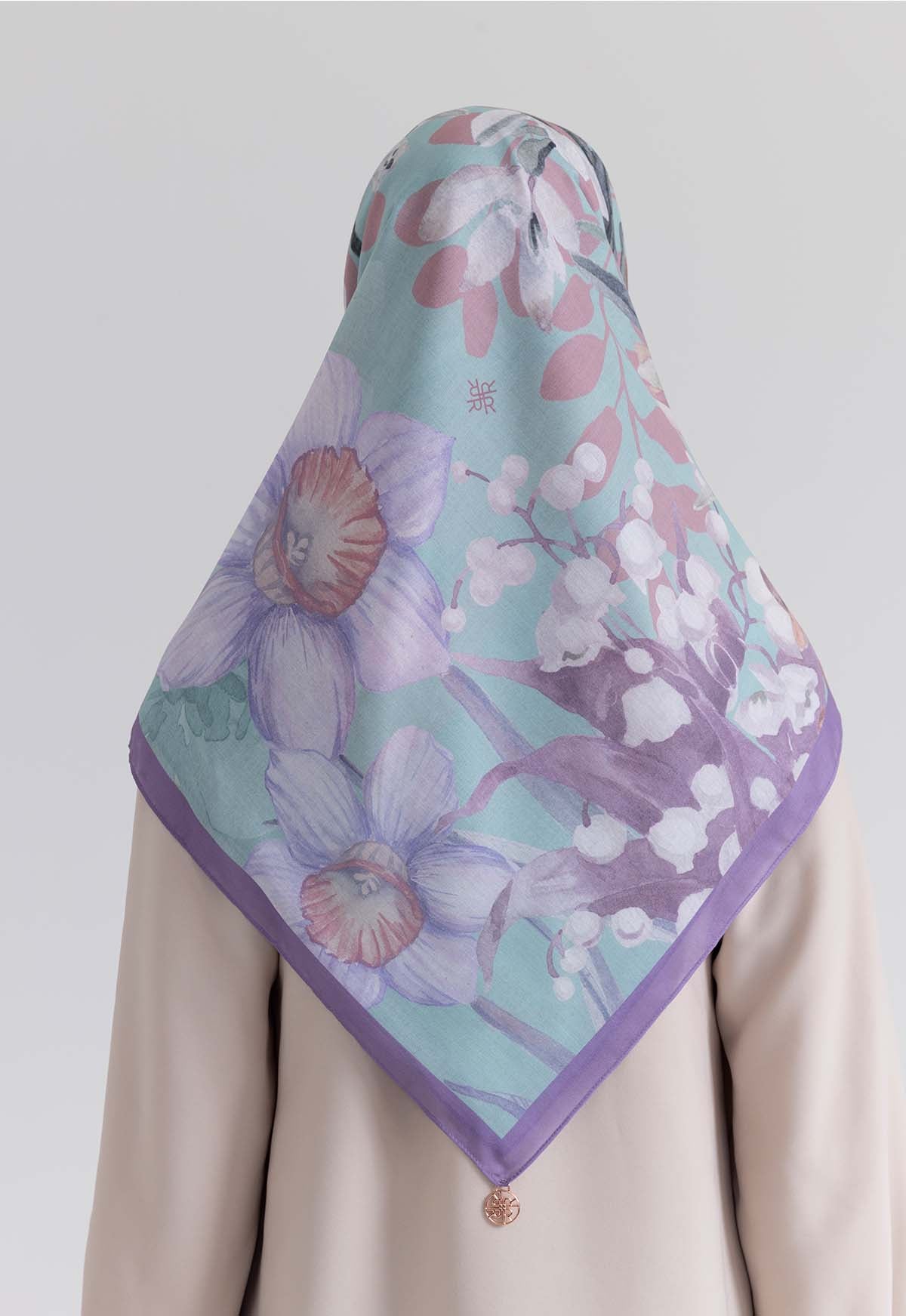 CALYN SCARF
