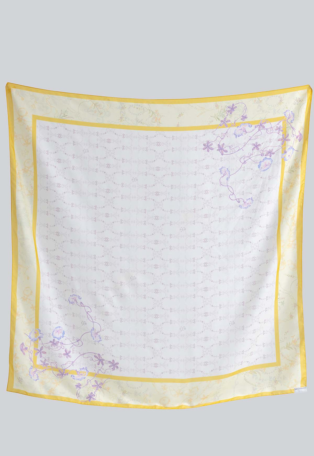 VERSAILLES SCARVES