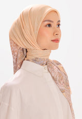 GAELLE SCARF