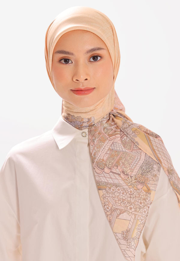 GAELLE SCARF