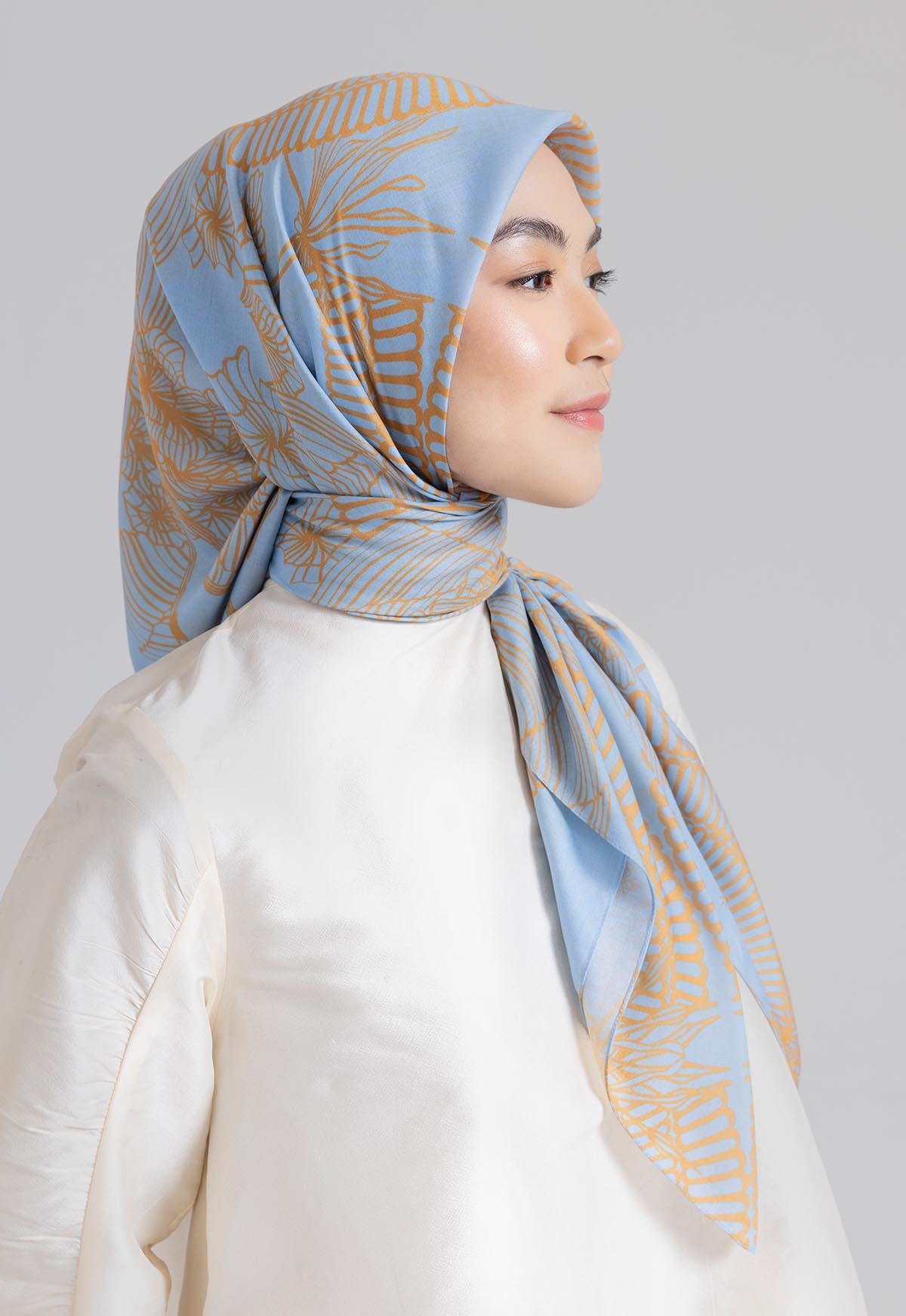 MINOR DEFECT R5 - SAGITTA SCARF