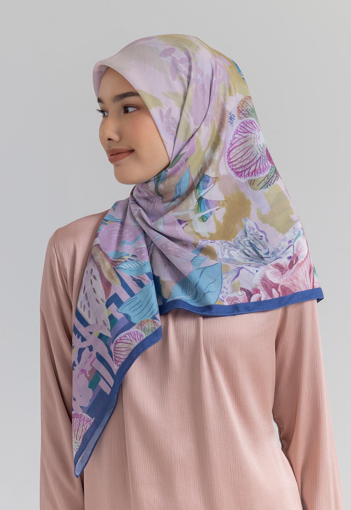 MINOR DEFECT R5 - FLOSSIE SCARF