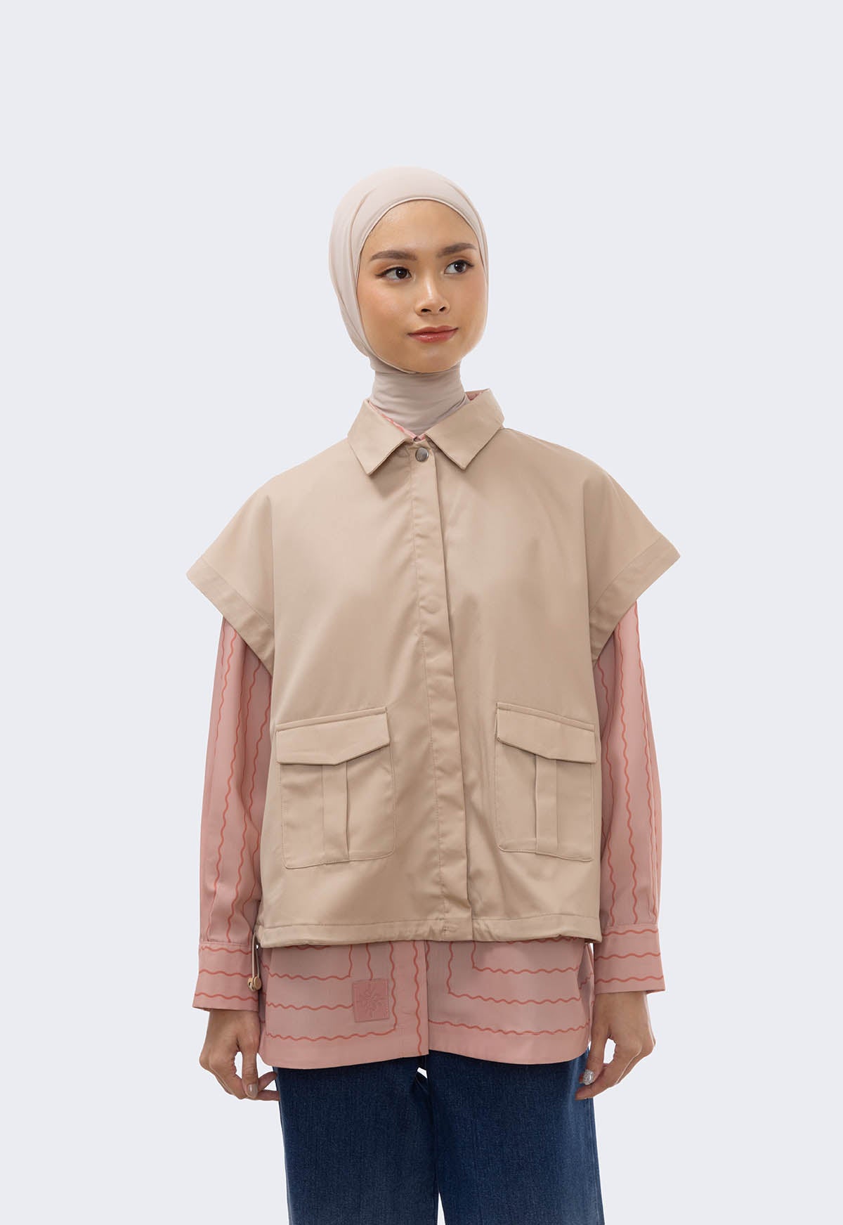 DELTA VEST