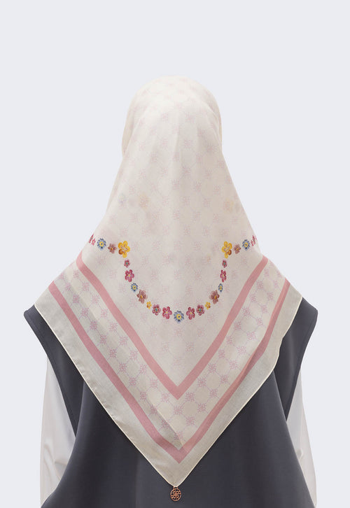 DAISY SCARF