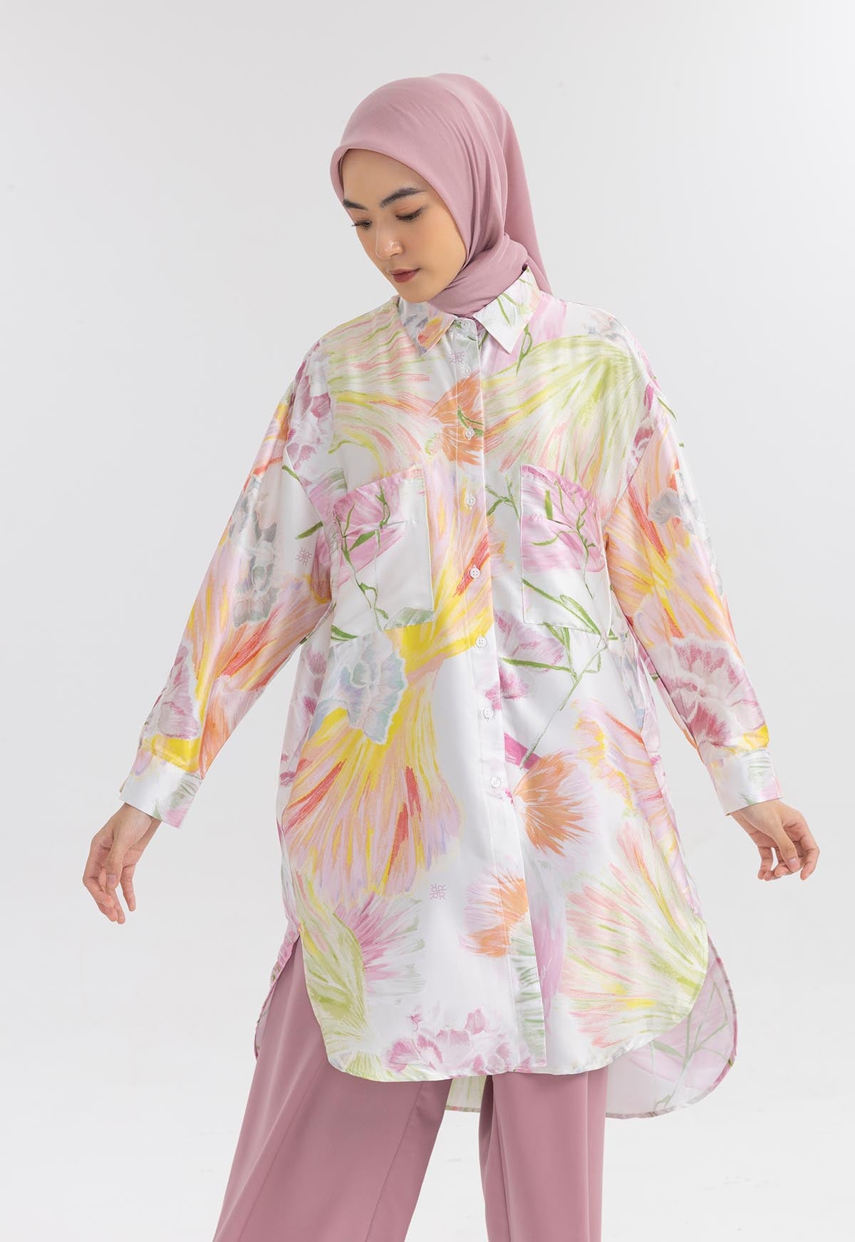 QISTIANA SHIRT