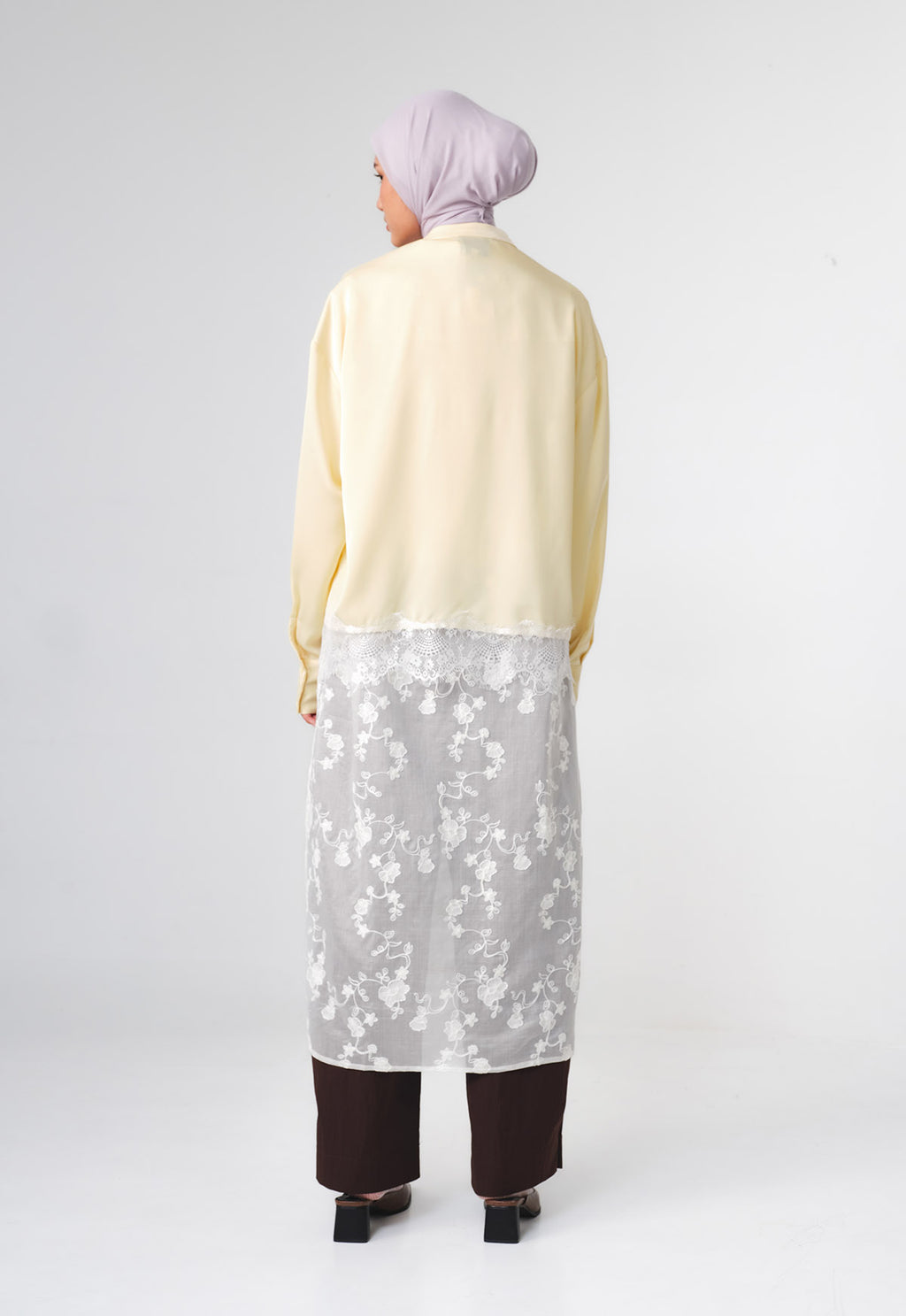 RUNA SILK LACE TOP
