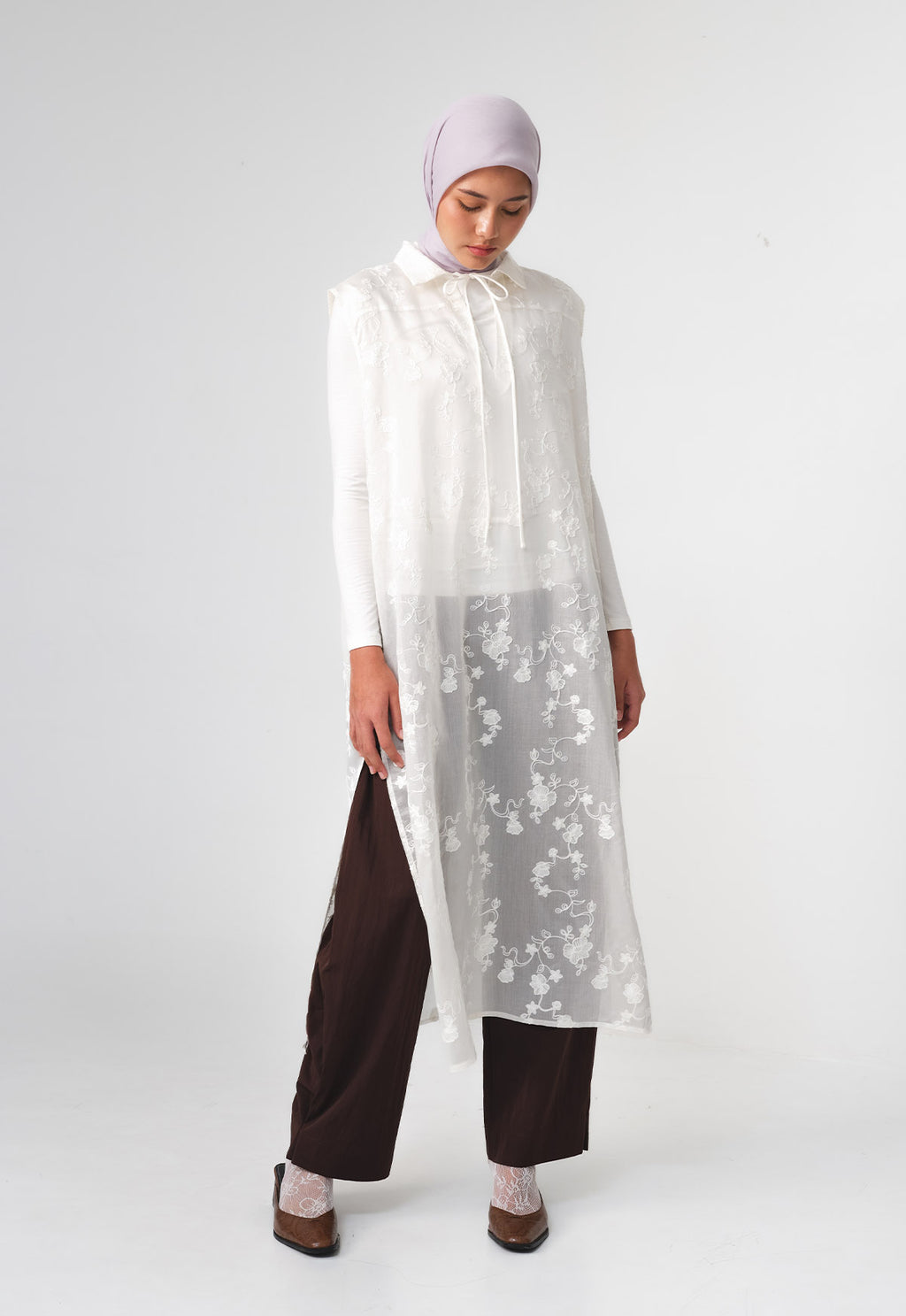 REVEKA SLEEVELESS DRESS